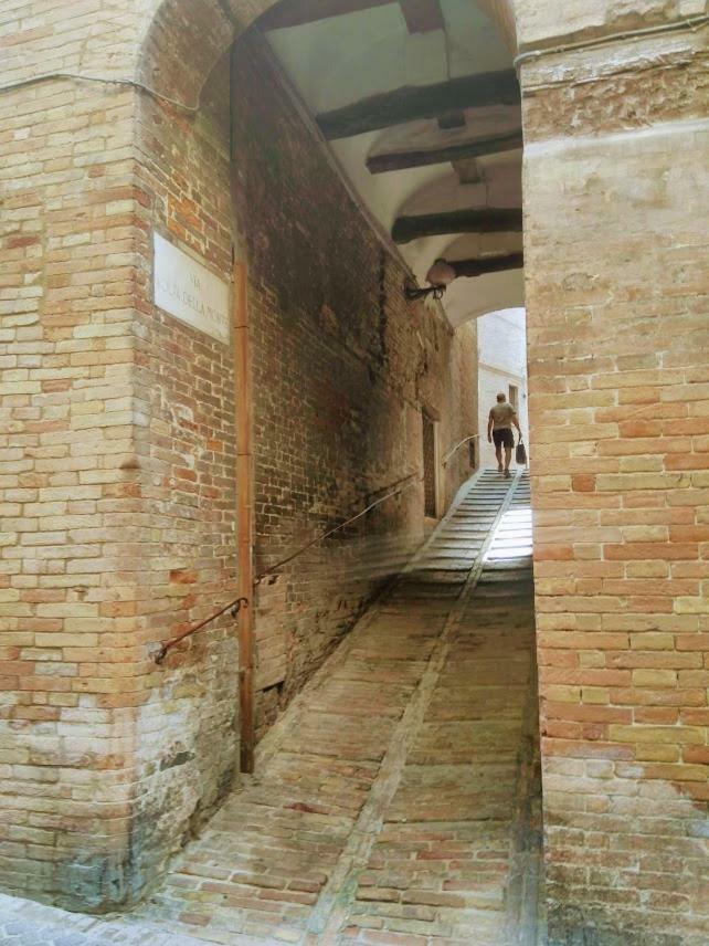 Residenza Storica Volta Della Morte Urbino Exterior photo